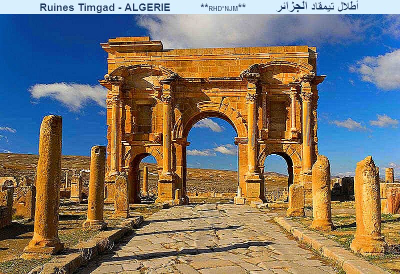 المدينة الجزائرية الساحر تيمقاد  Roman_Arch_of_Trajan_at_Thamugadi_%28Timgad%29,_Algeria_04966r