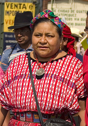 ملف:Rigoberta Menchu 2009 cropped.jpg