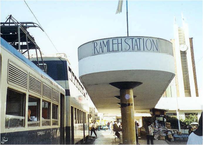 ملف:Downtown Alexandria - Ramleh Station.jpg