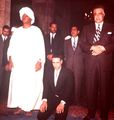 اداء صلاة الجمعة مع رئيس مجلس الثورة السودانى جعفر النميري والرئيس الليبى معمر القذافى، 13 فبراير 1970