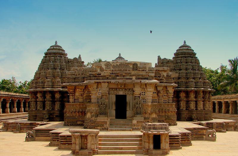 ملف:Somanathapura Keshava temple dtv.JPG