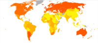 خريطة توافر الطاقة الغذائية للشخص الواحد في اليوم عام 1961 (يسار) وما بين عاميّ 2001 و 2003 (يمين).[68]   لا معطيات   <1600   1600–1800   1800–2000   2000–2200   2200–2400   2400–2600   2600–2800   2800–3000   3000–3200   3200–3400   3400–3600   >3600