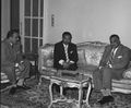 البصيرى الشلحى ناظر الخاصة الليبية يسلم عبد الناصر رسالة من إدريس السنوسى ملك ليبيا23 يناير 1958