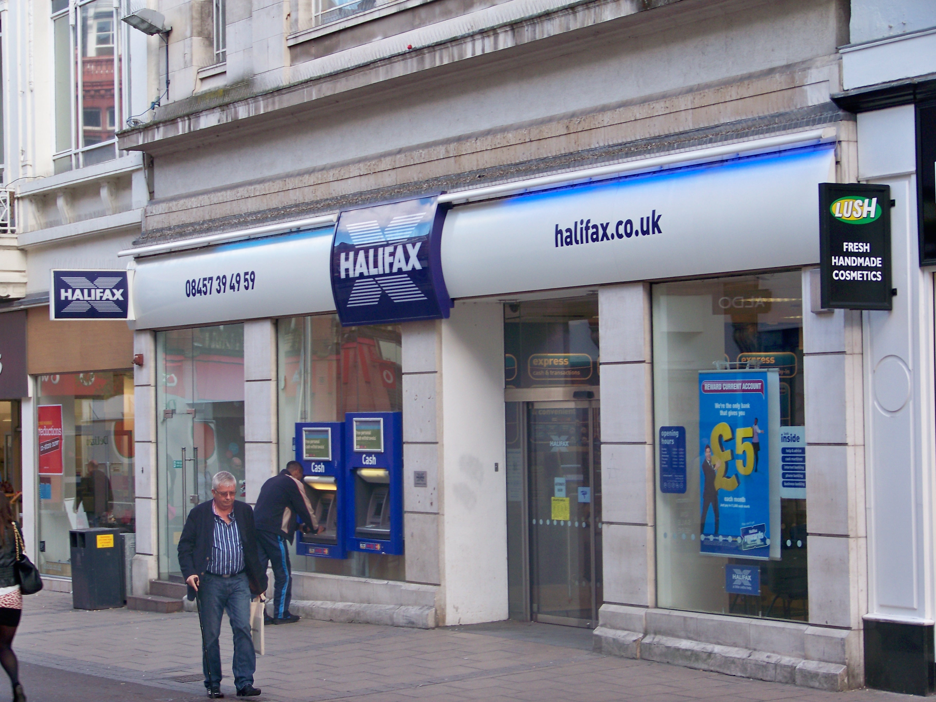 ملفHalifax bank, Commercial Street, Leeds (27th May 2010).jpg المعرفة
