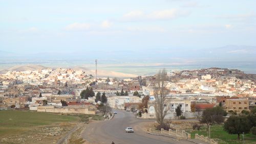تالة - المعرفة