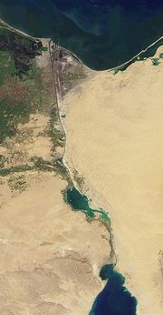 سكة حديد الحجاز  -   اتفاقية ترسيم الحدود الشرقية البرية لمصر 180px-SuezCanal-EO