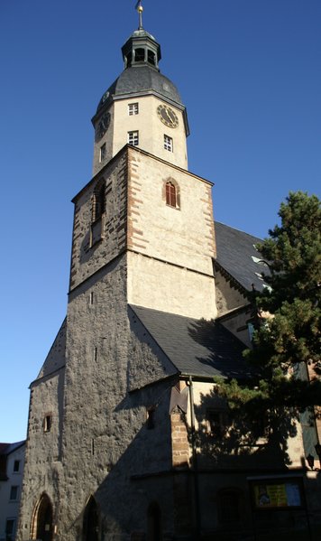 ملف:SchmöllnKirche.jpg