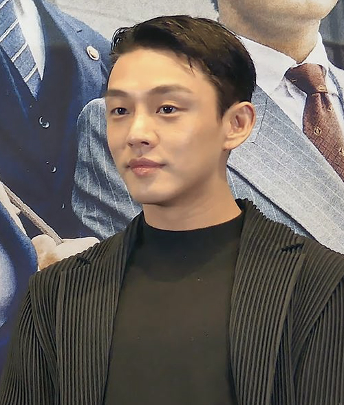 ملف:Yoo Ah-In 유아인 20181206.jpg