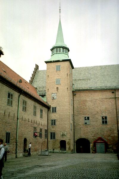 ملف:Akershus castle Oslo.jpg