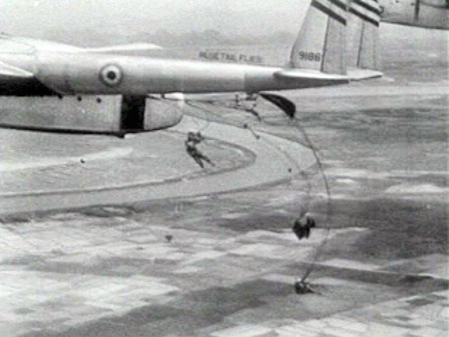 ملف:Dien bien phu castor or siege deinterlaced.png