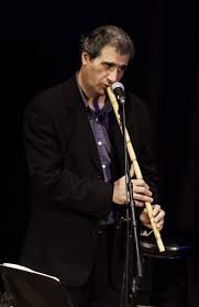 بسام سابا يعزف الناي