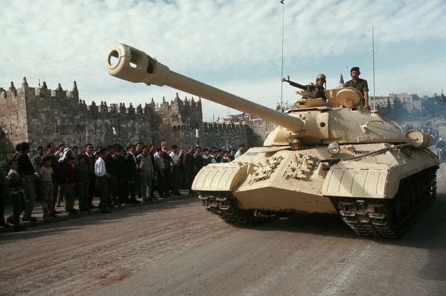 ملف:Stalin parade.jpg