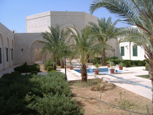 ملف:Shrine of Abu Ubaidah ibn al-Jarrah 3.jpg