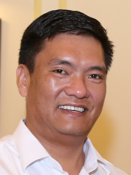 ملف:Pema Khandu in July 2016.jpg