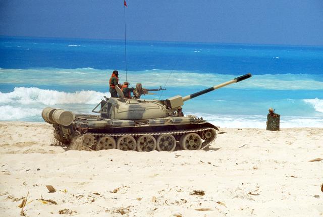 ملف:Ramses II tank.jpg