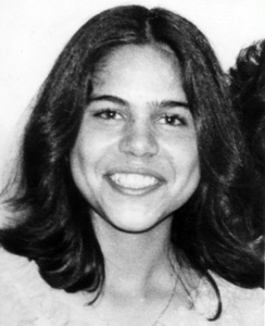 ملف:Mona Mahmudnizhad.jpg