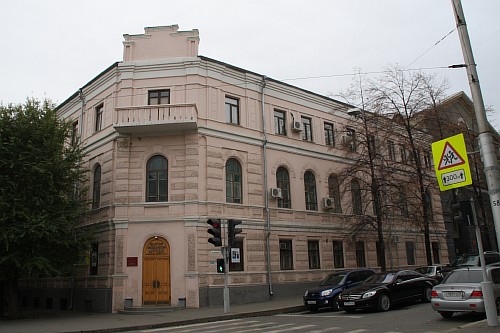 ملف:Волгоградский областной краеведческий музей.jpg