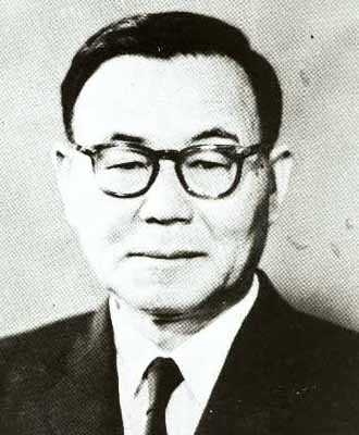 ملف:Yun Bo-seon 1960.jpg