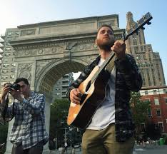 ملف:Mike Posner Performing Ninja Show - 3.jpg