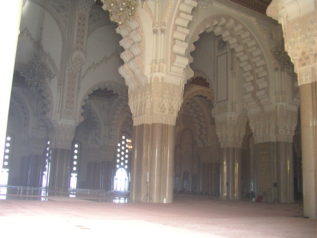 ملف:Hassan II Mosque arches.jpg