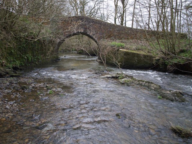 ملف:Stowford Bridge - geograph.org.uk - 371267.jpg