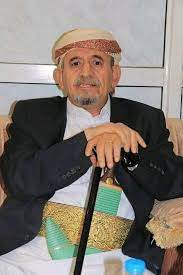 صادق الأحمر1.jpg