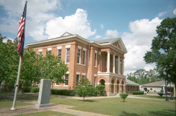 ملف:Perry County Mississippi Courthouse.jpg