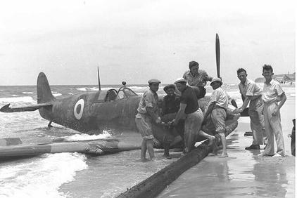 ملف:Egyptian Plane TA 1948.jpg