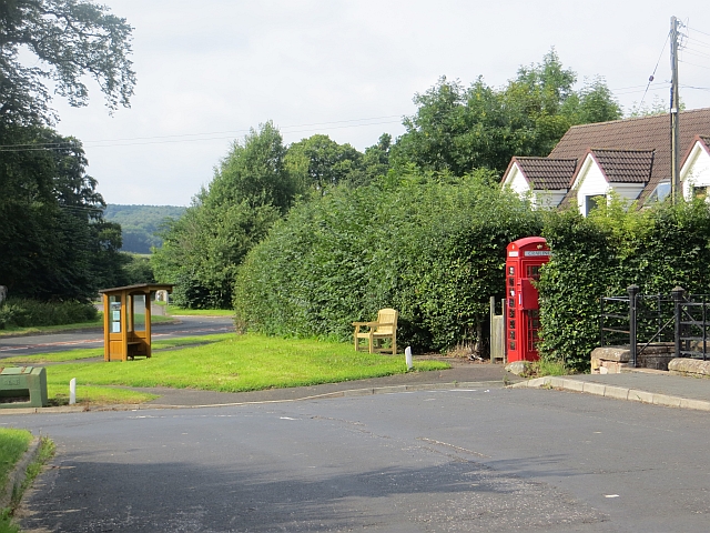 ملف:Former telephone box, Crailing - geograph.org.uk - 3622311.jpg