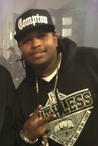 ملف:Lil Eazy-E (cropped).png