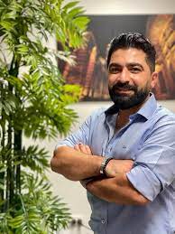 فادي خفاجة.jpg