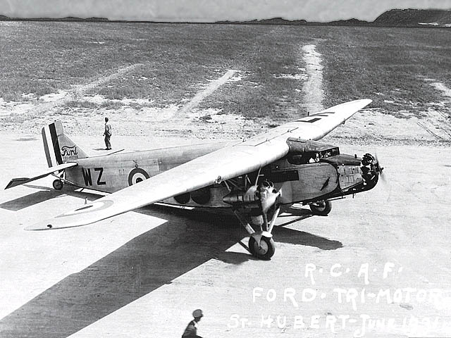 ملف:Ford Trimotor.jpg