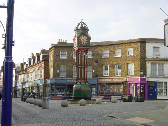 ملف:Sheerness Clock Tower.jpg