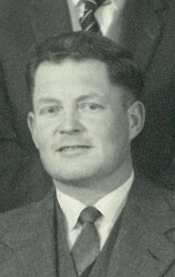 ملف:1959 Colombo Plan students and Massey staff (cropped) HT Wenham.jpg