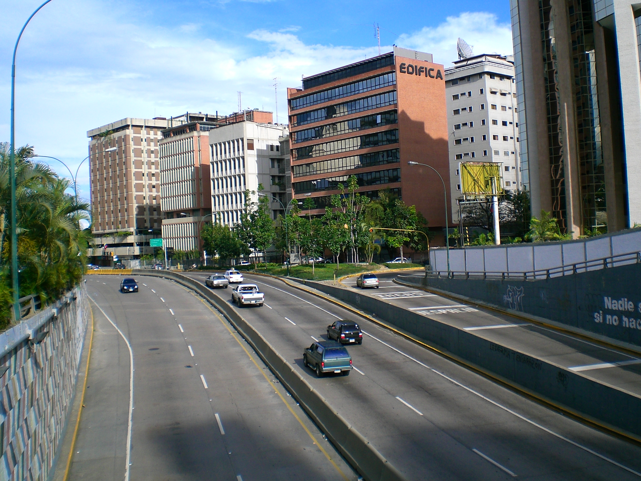 ملفLibertador Avenue, Caracas, Venezuela.jpg المعرفة