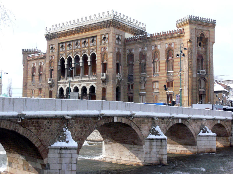 ملف:Sarajevo Rathaus05.jpg