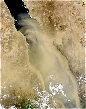 ملف:Dust red sea.jpg