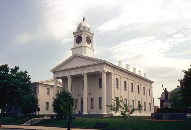 ملف:Lafayette County Courthouse, Lexington, Missouri.jpg