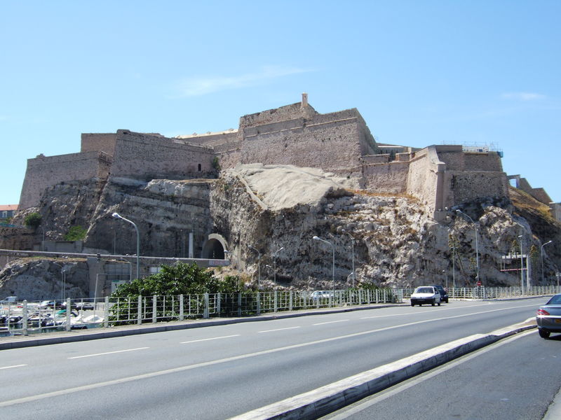 ملف:Marseille Fort Saint Nicolas.jpg