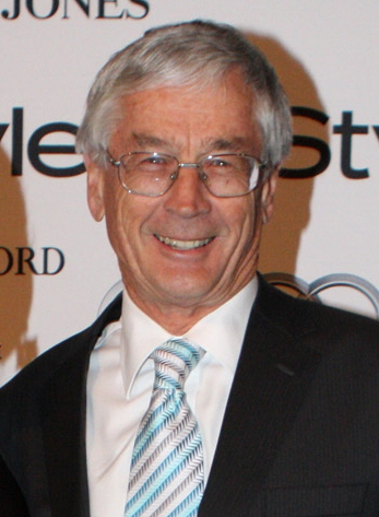 ملف:Dick Smith in May 2013.jpg