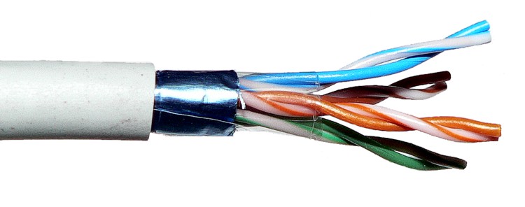 ملف:FTP cable.jpg
