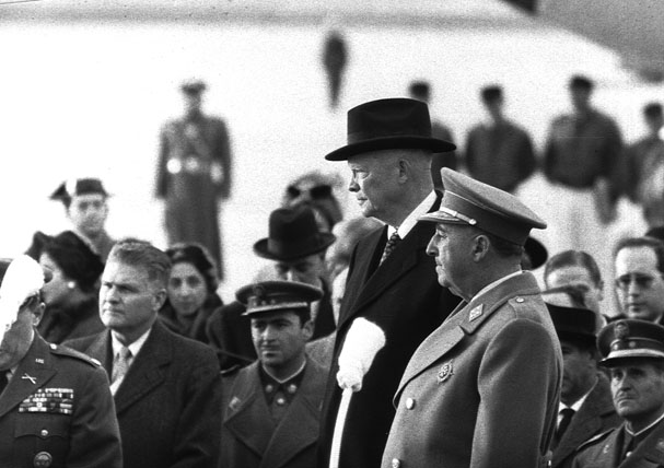 ملف:Franco eisenhower 1959 madrid.jpg