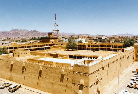 ملف:Qishlah Palace.jpg