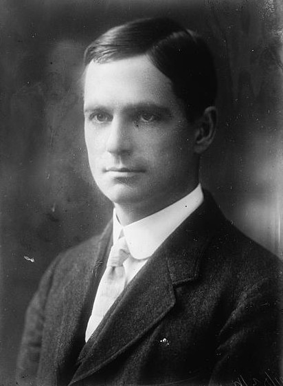 ملف:Robert P. Bass.jpg