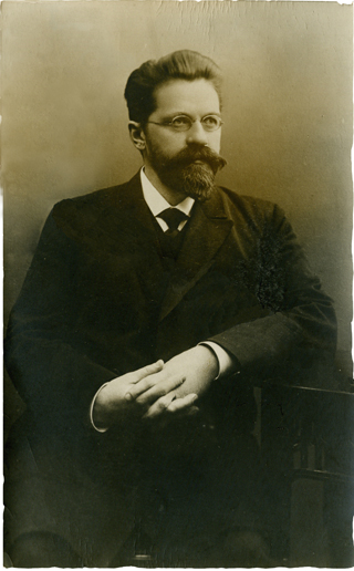 ملف:Aleksandro Reformatskij (1864-1937).jpg