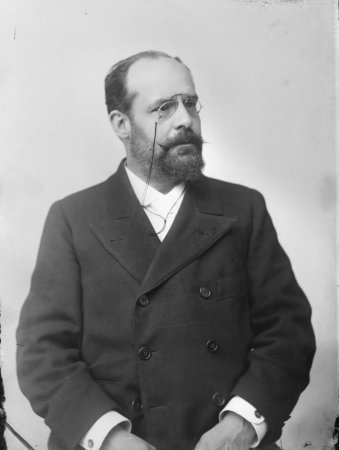 ملف:Emilio Sánchez Pastor (ANC-1-402-N-7158).jpg