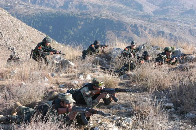 ملف:Pak-China-Training.jpg