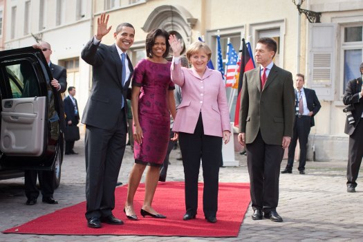 ملف:President and First Lady Obama with Chancellor Merkel.jpg