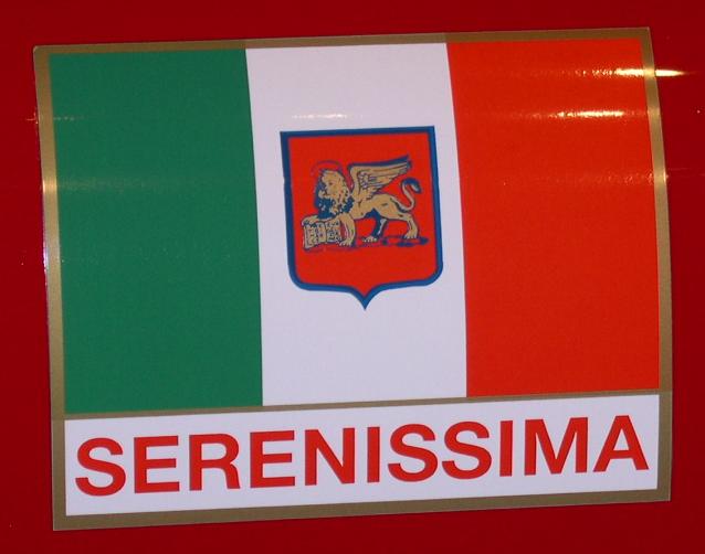 ملف:1961 Ferrari 250 TR 61 Spyder Fantuzzi Serenissima.jpg