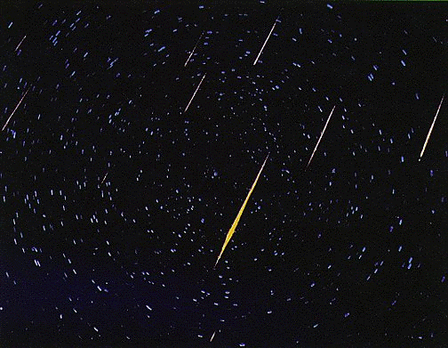 ملف:1966 leonids big.gif